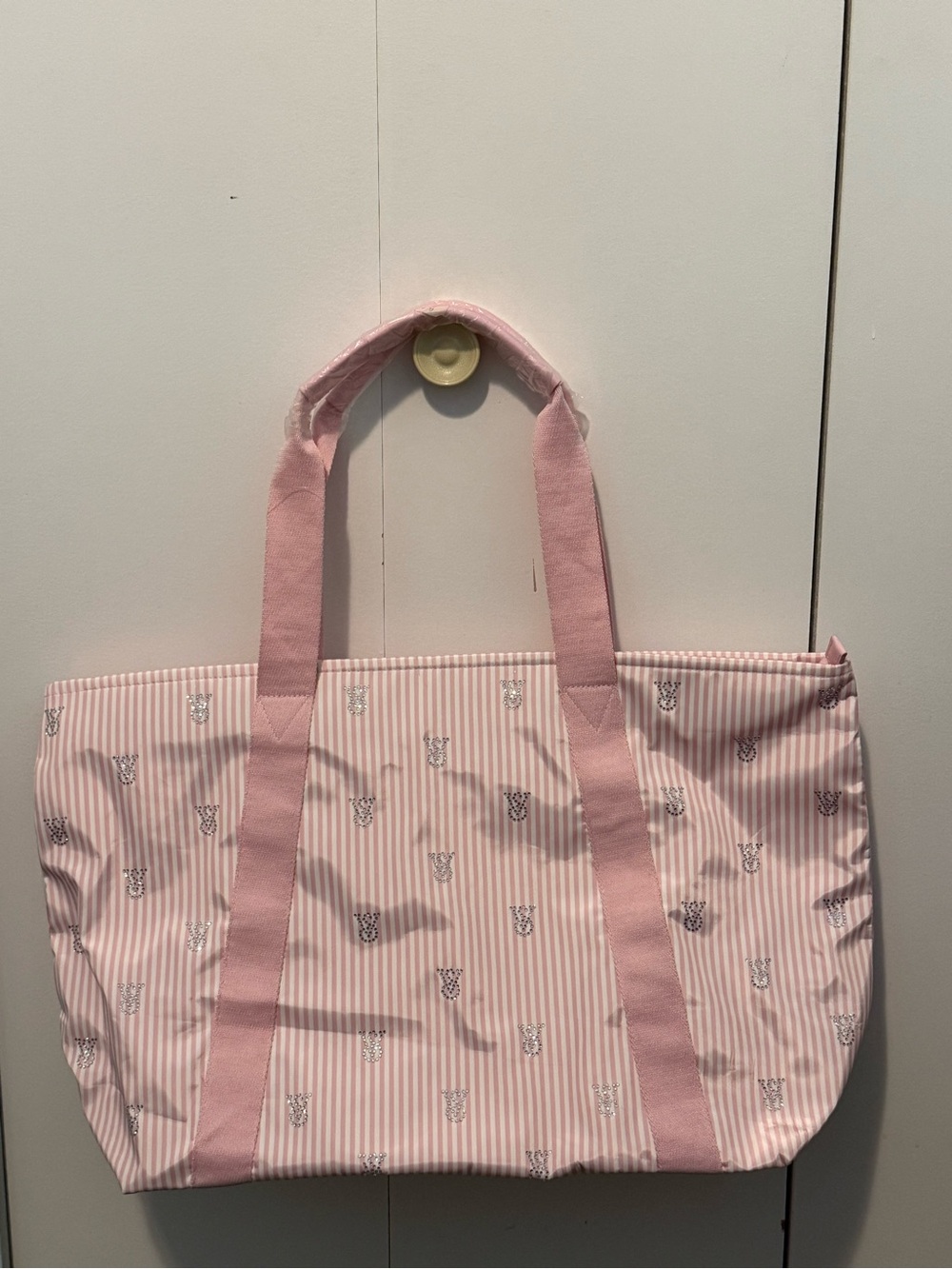 VS weekender tote